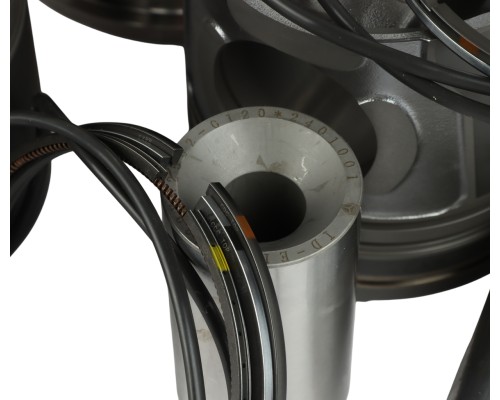 Поршень двигателя SITRAK HOWO дв.MC11 STD комплект 6шт. OE