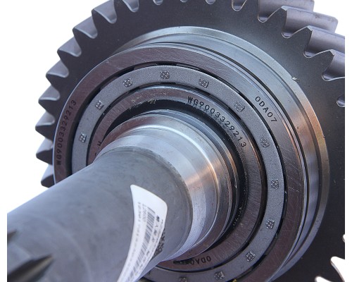 Вал SITRAK HOWO первичный КПП OE