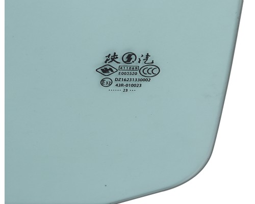 Стекло двери SHACMAN SHAANXI X6000 правой OE