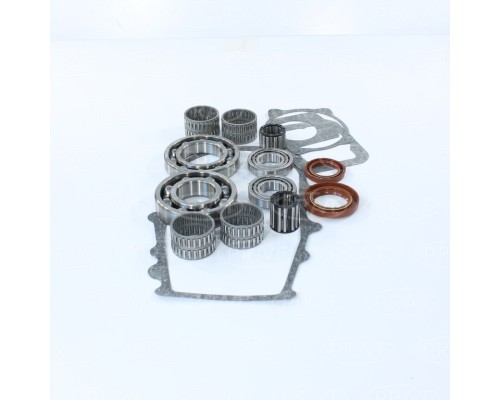 Ремкомплект ГАЗ-3309, 33104 КПП (подшипники, прокладки, сальники) PRAVT