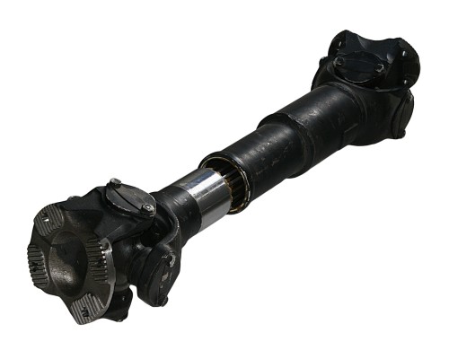 Вал карданный МАЗ среднего моста (4 отверстия,  торцевые шлицы) L=825мм БЕЛКАРД