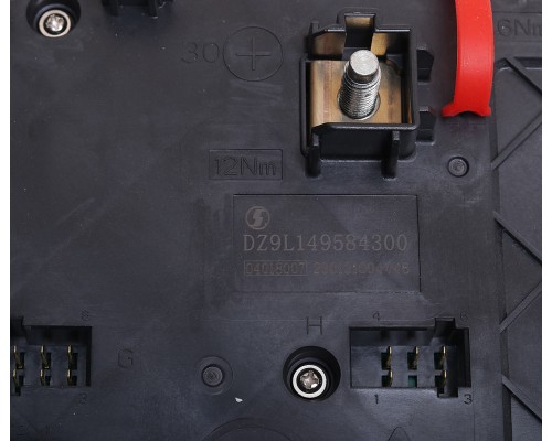 Блок предохранителей SHACMAN SHAANXI X6000 OE