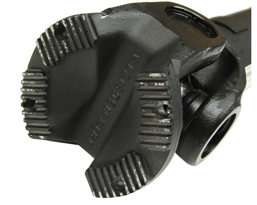 Вал карданный УРАЛ заднего моста (4 отверстия) L=820мм улучшенный увеличенный ресурс УКД