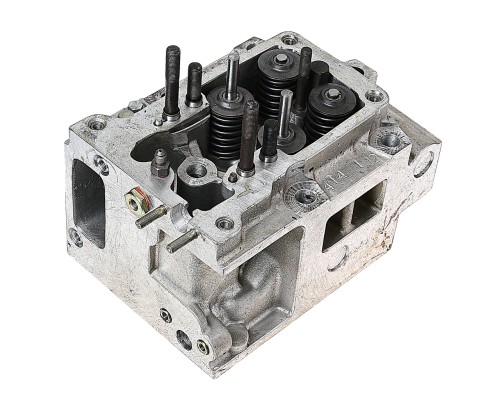 Головка блока ТМЗ-8481, 8421, 8424, 8486, 8431, ЯМЗ-840, 850 с клапанами в сборе ТМЗ