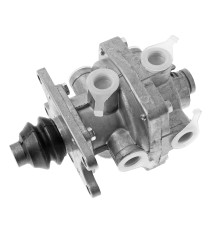 Кран ЗИЛ-4331, 5301 тормозной подпедальный,  с креплением под шумоглушитель РААЗ