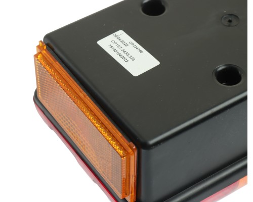 Фонарь задний MERCEDES Actros правый (525х140мм) АМР разъем сбоку DT