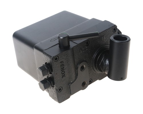 Насос механизма опрокидывания кабины МАЗ FENOX