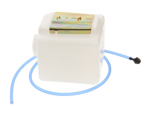 Бачок омывателя МТЗ в сборе (1 мотор) 1.5л 12V ЭКРАН