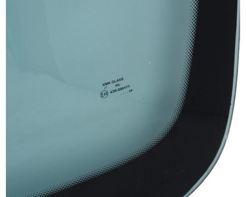 Стекло ветровое MAN TGA XL SINOTRUK SITRAK C7H (00-) широкое зеленое с полосой (2251х882) KMK