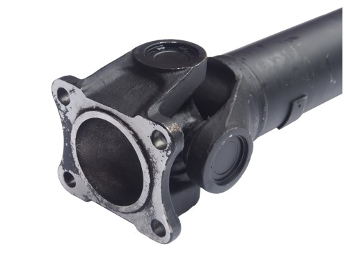 Вал карданный КАМАЗ среднего моста (4 отверстия) L=818мм увеличенный ресурс УКД