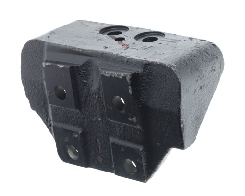 Опора двигателя МАЗ левая (3 отверстия) БААЗ