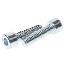 Болт КАМАЗ, ПАЗ дв.CUMMINS ISBe.QSB крепления маслоприемника (М8х1.25х30) OE (ОАО КАМАЗ)