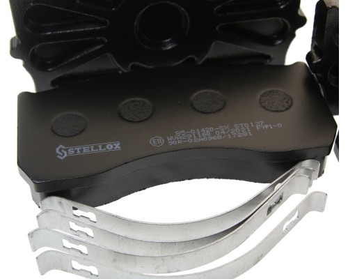 Колодки тормозные MERCEDES Atego MAN TGL ГАЗ-33104 передние/задние дисковые (4шт.) STELLOX