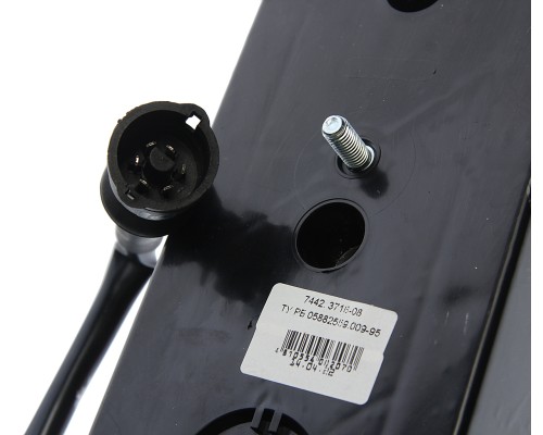 Фонарь задний КАМАЗ, МАЗ, УРАЛ правый с проводом (без лампы) РУДЕНСК