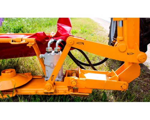 Косилка МТЗ-82, 1221 дисковая (3-роторная,  дорожная) АМКОДОР