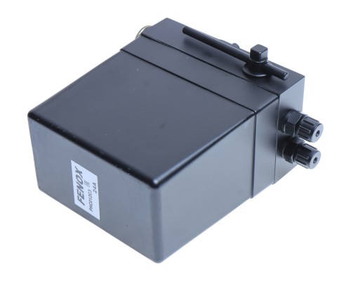 Насос механизма опрокидывания кабины КАМАЗ и подъема колеса запасного FENOX