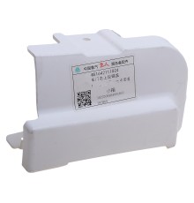 Накладка SITRAK HOWO петли нижней двери правая (под покраску) OE