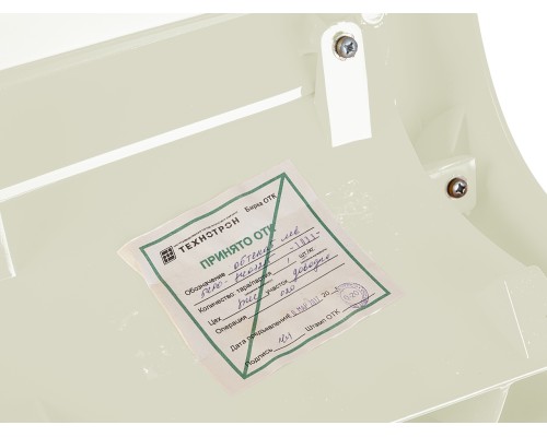 Панель КАМАЗ-5490 обтекателя левая в сборе (белый) ТЕХНОТРОН