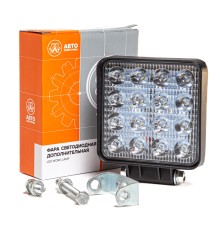 Фара рабочего света квадратная 110х140х42 48Вт 16 светодиодов направленный свет AVTOELECTRICA