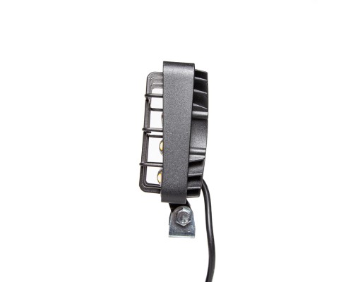 Фара рабочего света квадратная 83х83х42 48Вт 16 светодиодов направ. свет с решеткой AVTOELECTRICA