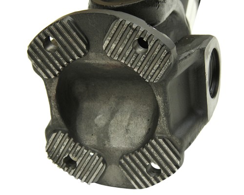 Вал карданный КАМАЗ заднего моста (4 отверстия,  торцевые шлицы) L=686мм увеличенный ресурс УКД